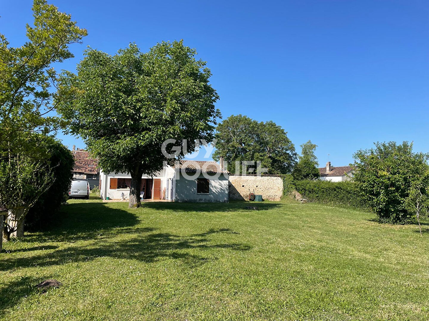 Maison de charme avec dépendances à 3 min de Cozes ? Un cadre paisible à découvrir !