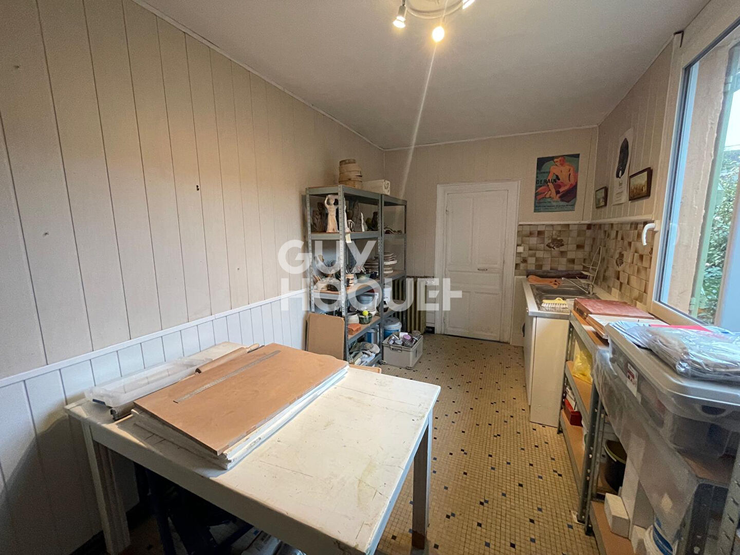 Maison de ville en pierre de taille à Saintes - Un Charme Historique Rénové avec Éclat