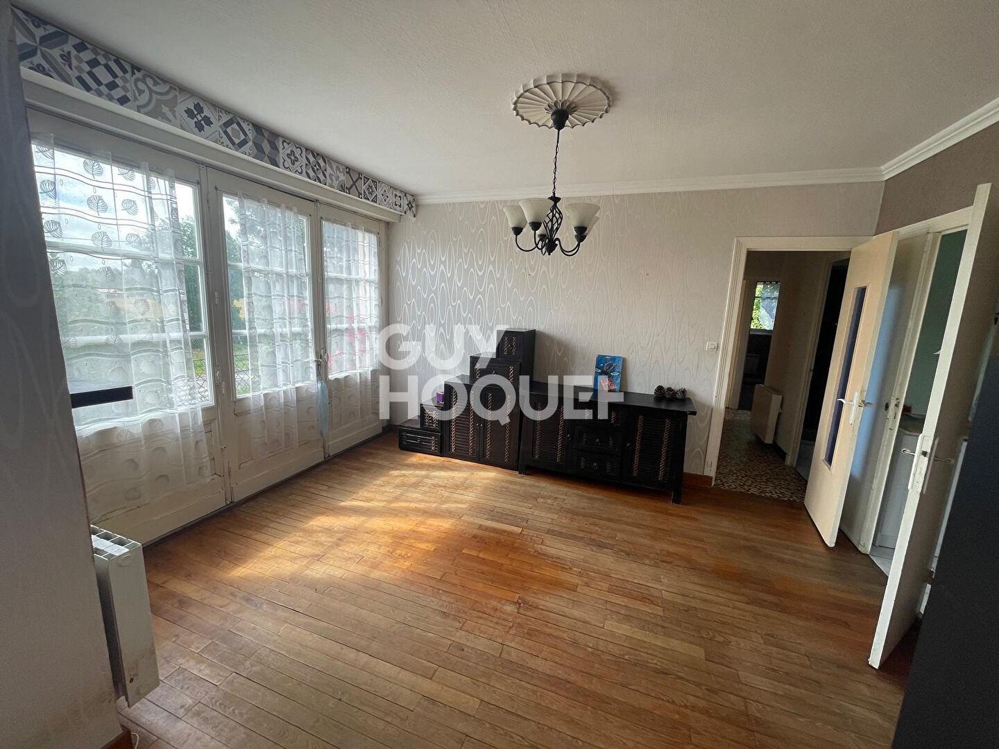 EXCLUSIVITÉ ? MAISON AVEC VUE PANORAMIQUE ET JARDIN ARBORÉ À COZES