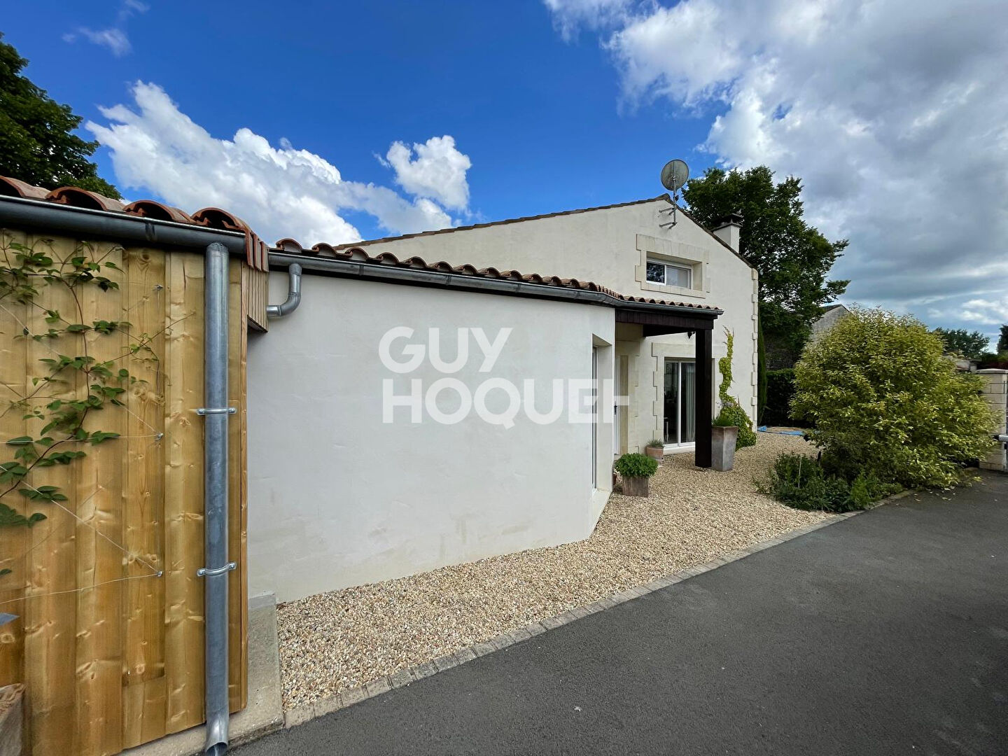 Le charme de la pierre, le confort du moderne