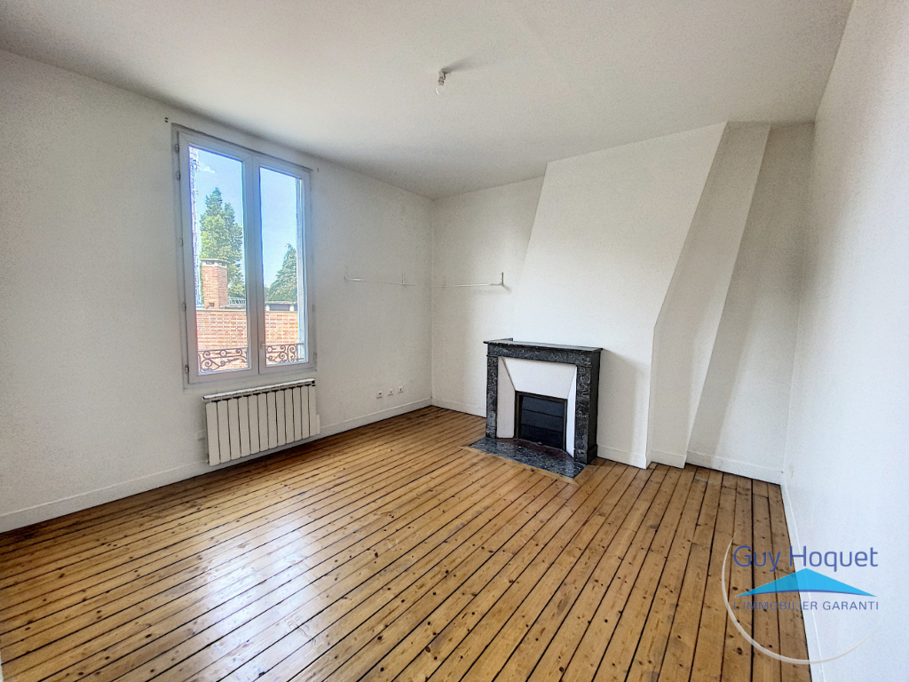 CREPY EN VALOIS : appartement meublé de 2 pièces (52 m²) à louer