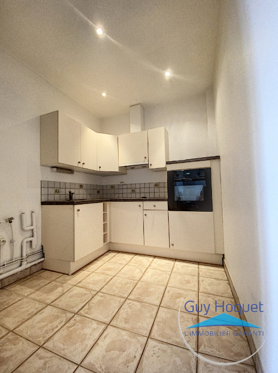 CREPY EN VALOIS : appartement meublé de 2 pièces (52 m²) à louer