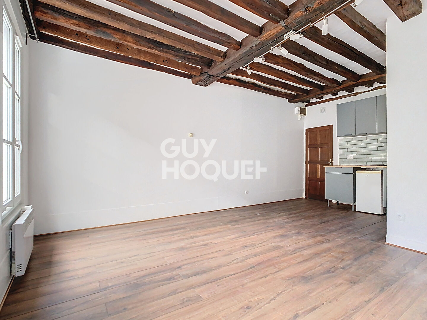 CREPY EN VALOIS : appartement T1 (24 m²) à louer