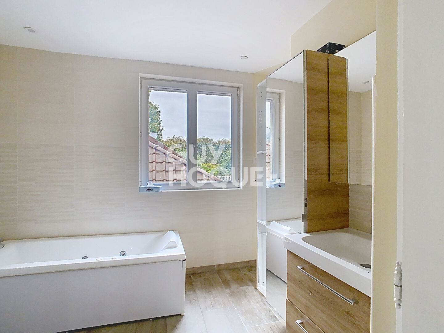 CREPY EN VALOIS : appartement F4 en vente