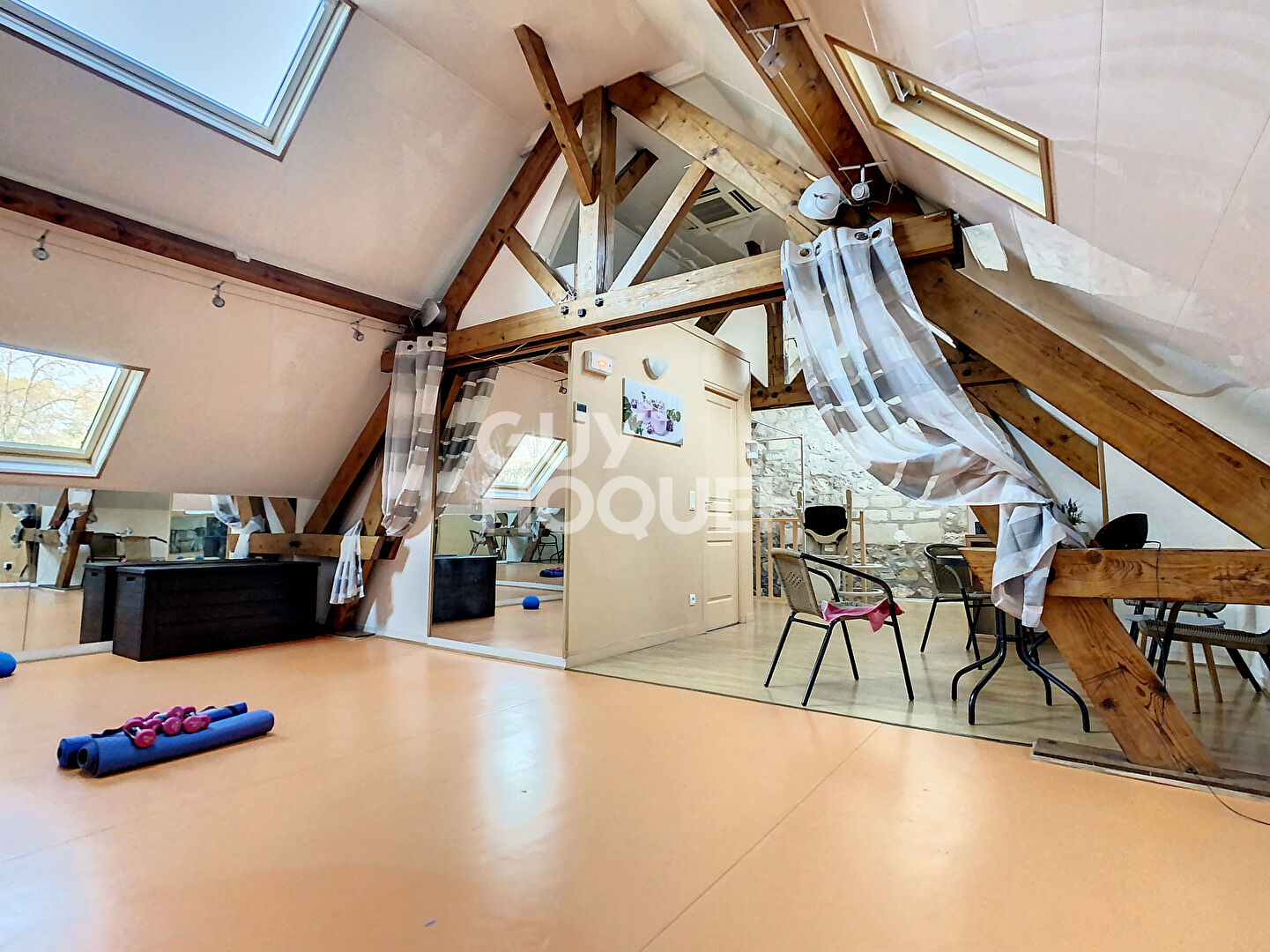 Local d'activité professionnel ou commercial à louer de 73 m² à Crépy-en-Valois