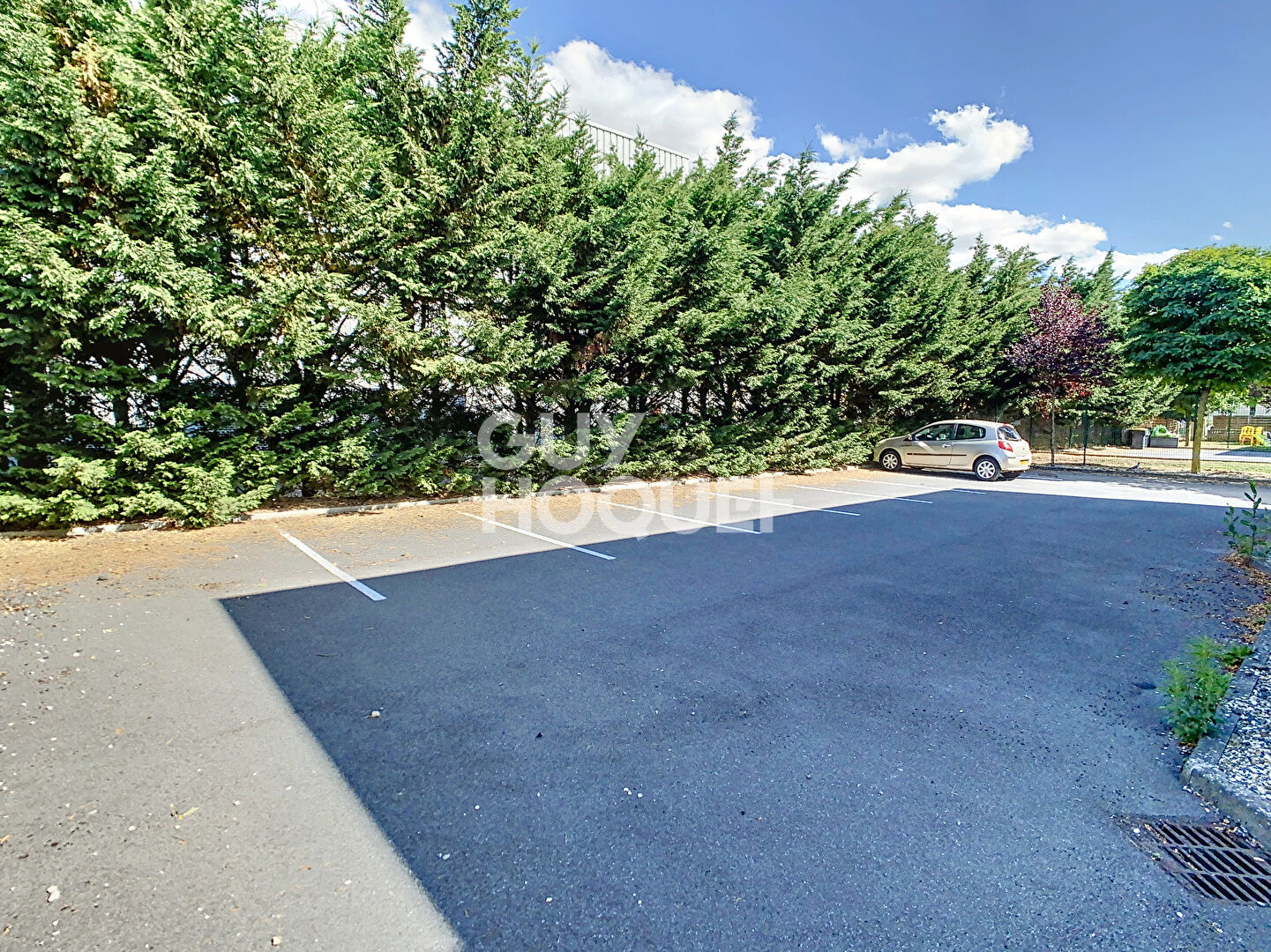 Bureaux 127 m² CREPY EN VALOIS - ZONE INDUSTRIELLE