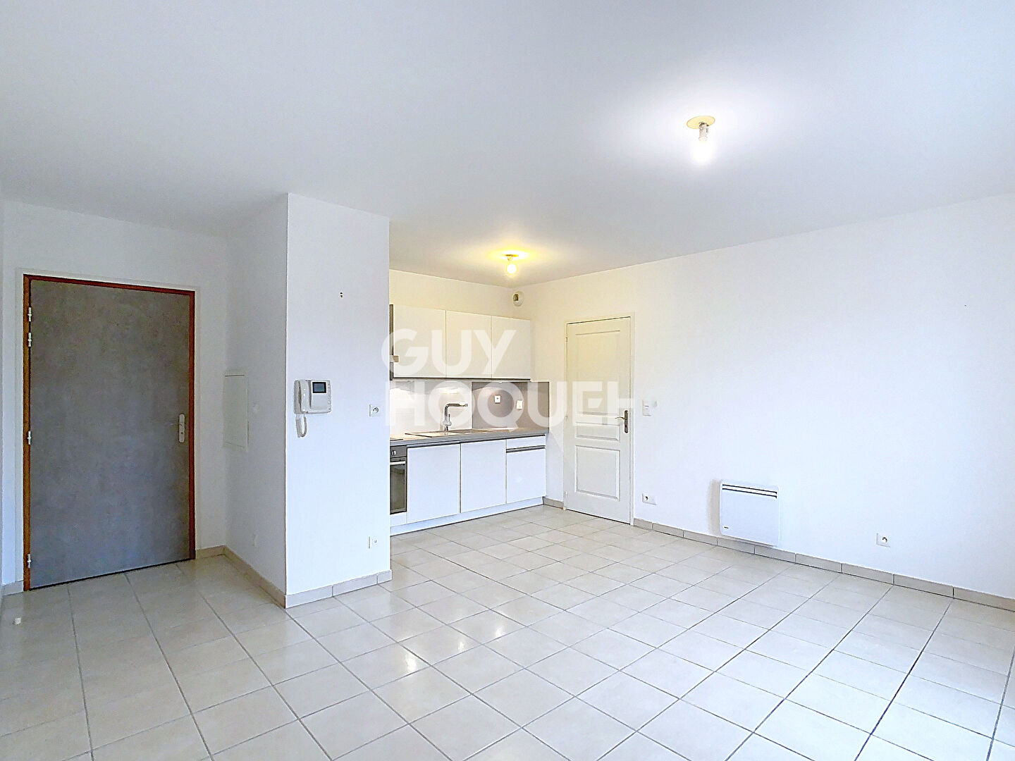 À vendre : Appartement T2 avec deux places de parking à Lévignen.