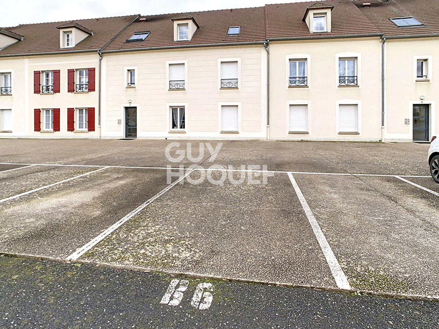 À vendre : Appartement T2 avec deux places de parking à Lévignen.