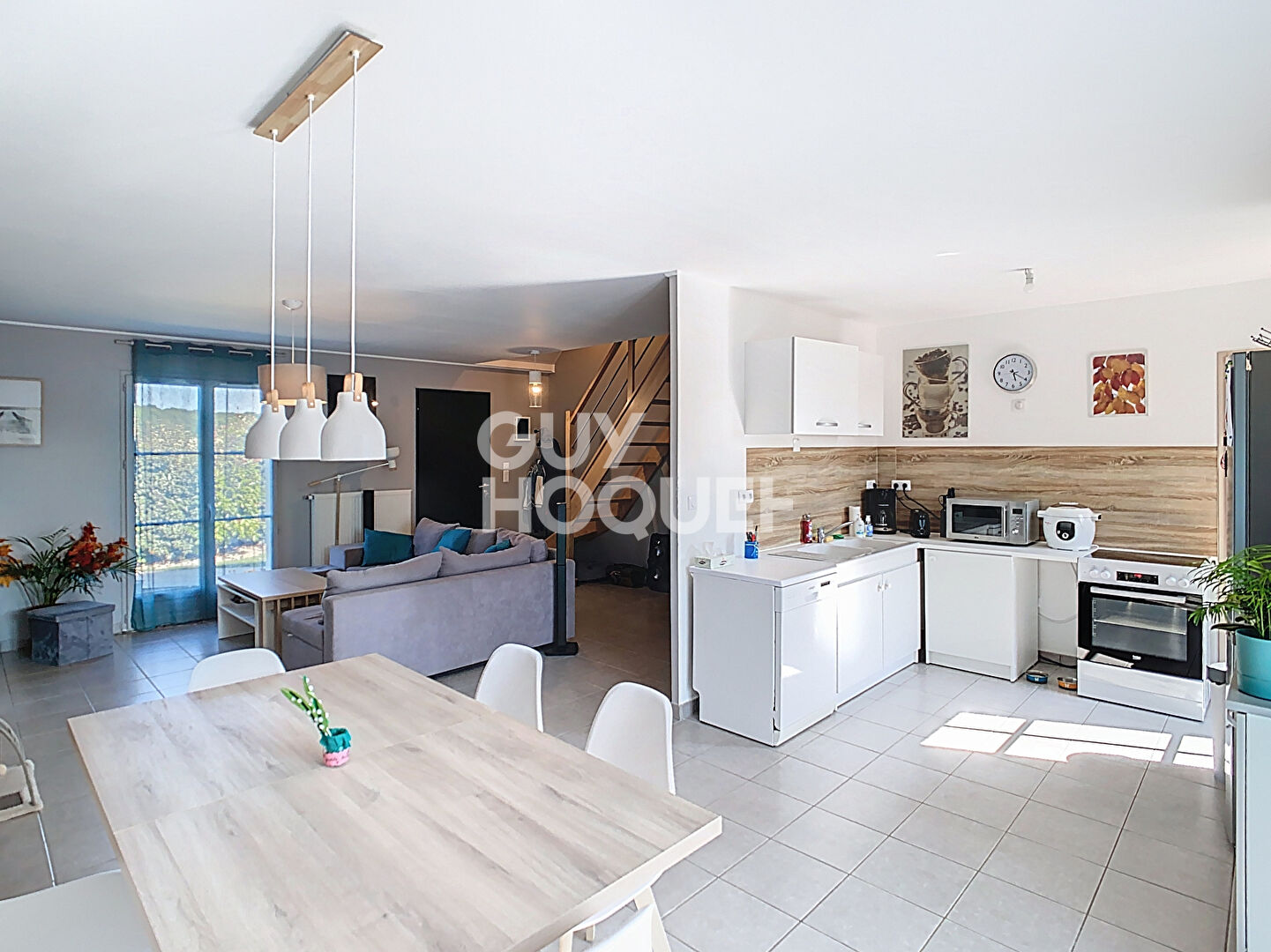 A VENDRE Pavillon récent vivable de plain-pied, 4 chambres, 109 m²,  A BOURSONNE.