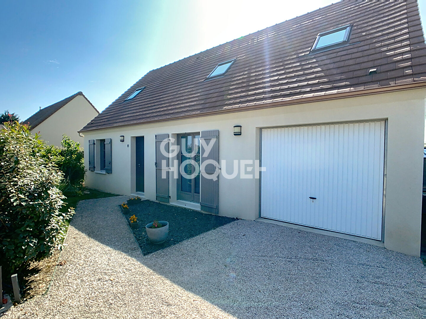 A VENDRE Pavillon récent vivable de plain-pied, 4 chambres, 109 m²,  A BOURSONNE.