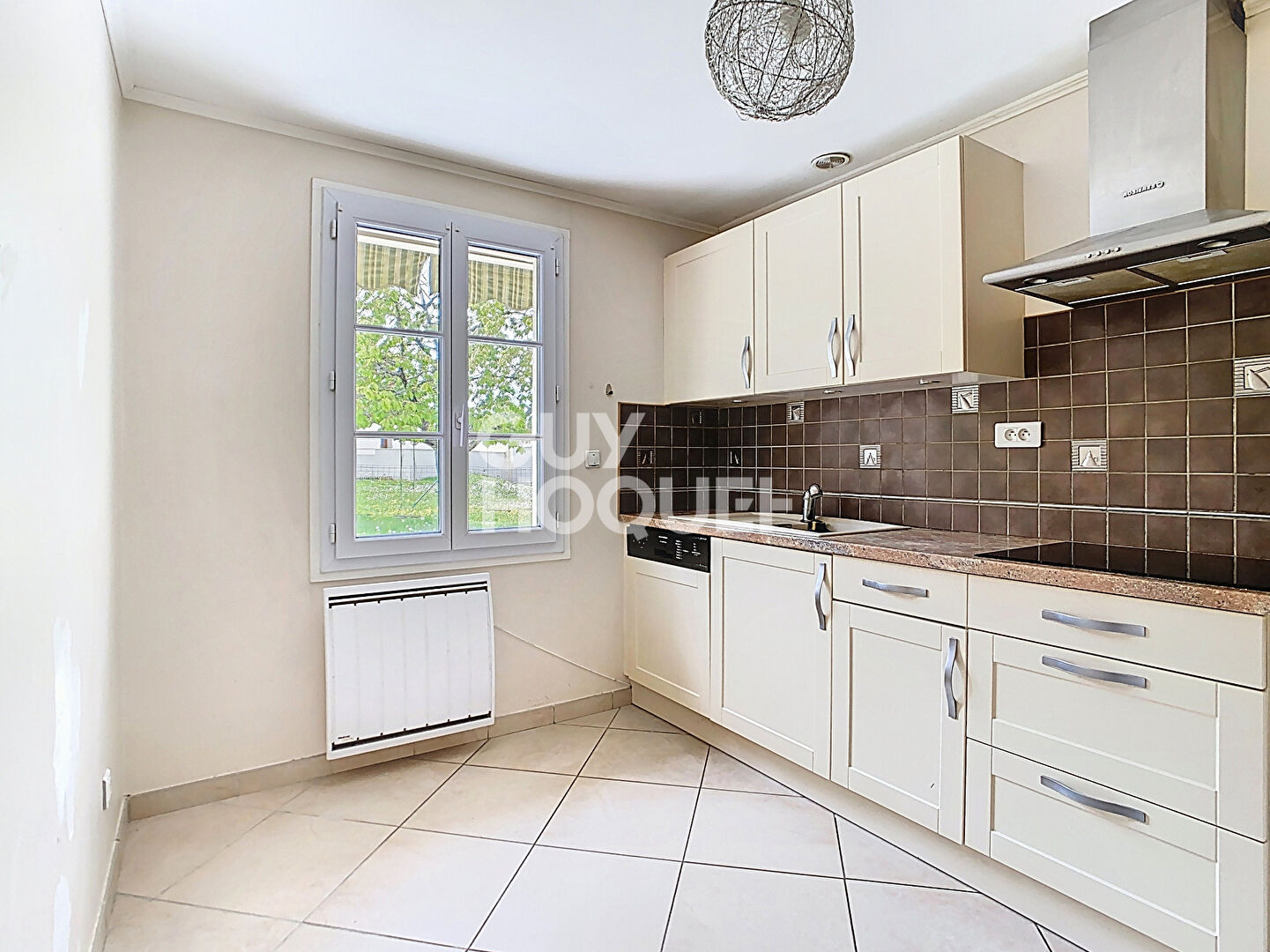 Maison à vendre à Crépy-en-Valois - 5 pièces, 4 chambres