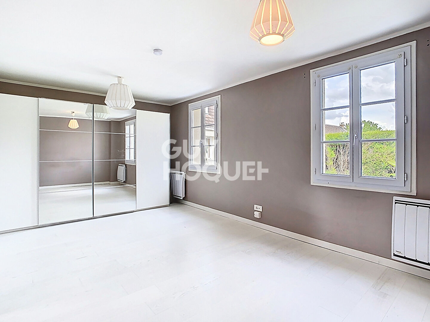 Maison à vendre à Crépy-en-Valois - 5 pièces, 4 chambres