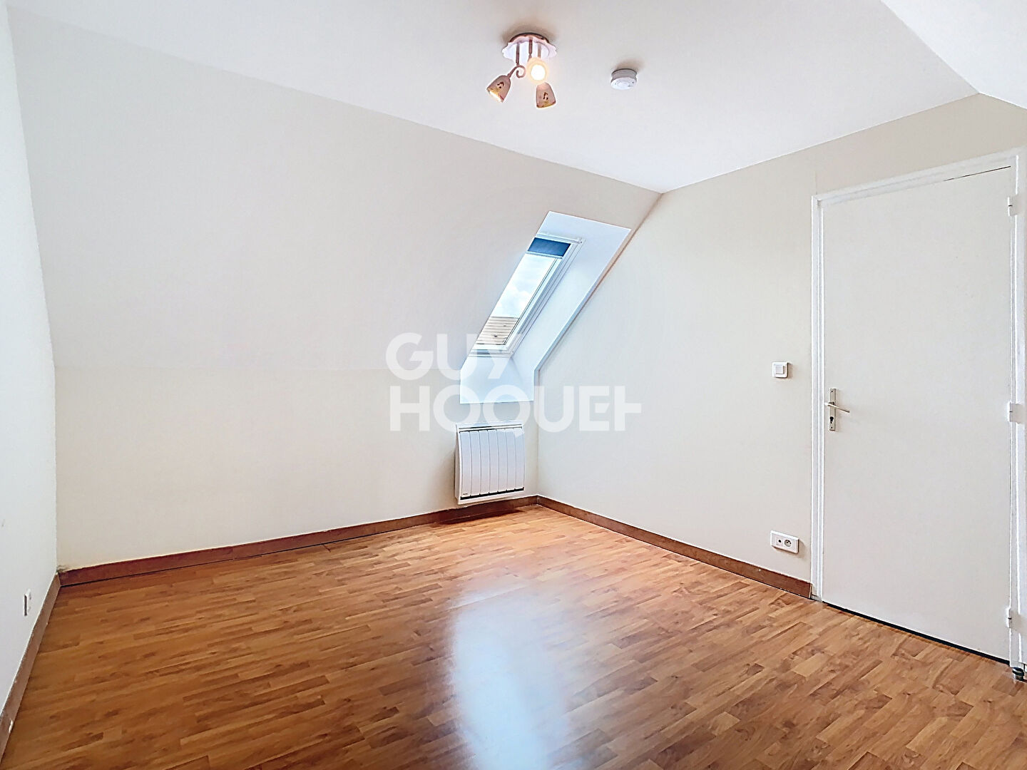 Maison à vendre à Crépy-en-Valois - 5 pièces, 4 chambres