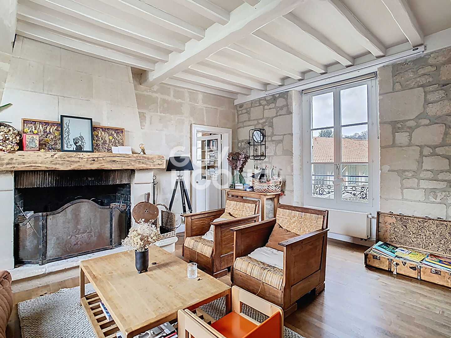 LOCATION d'un appartement F5 (110 m²) à PIERREFONDS