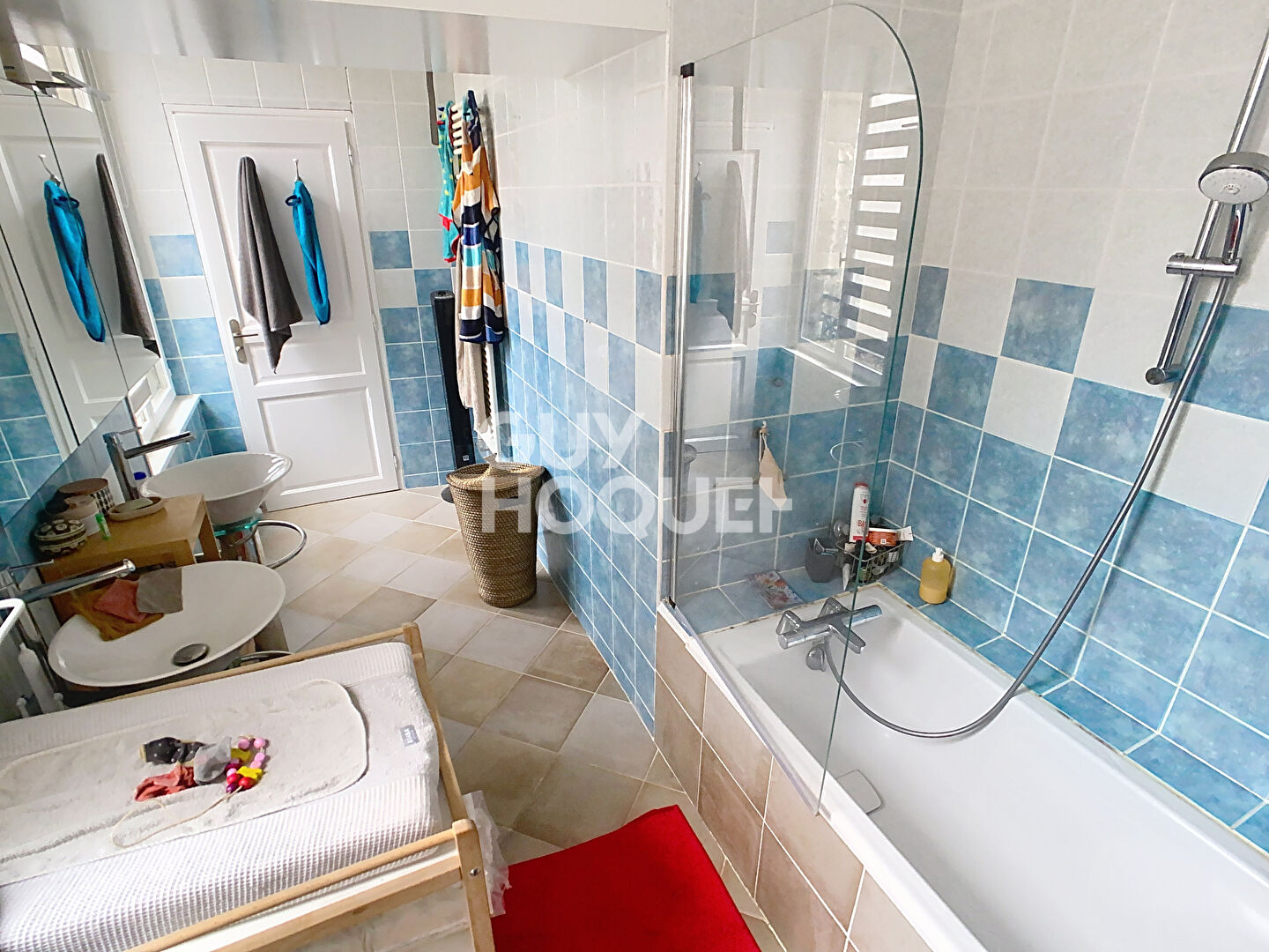LOCATION d'un appartement F5 (110 m²) à PIERREFONDS