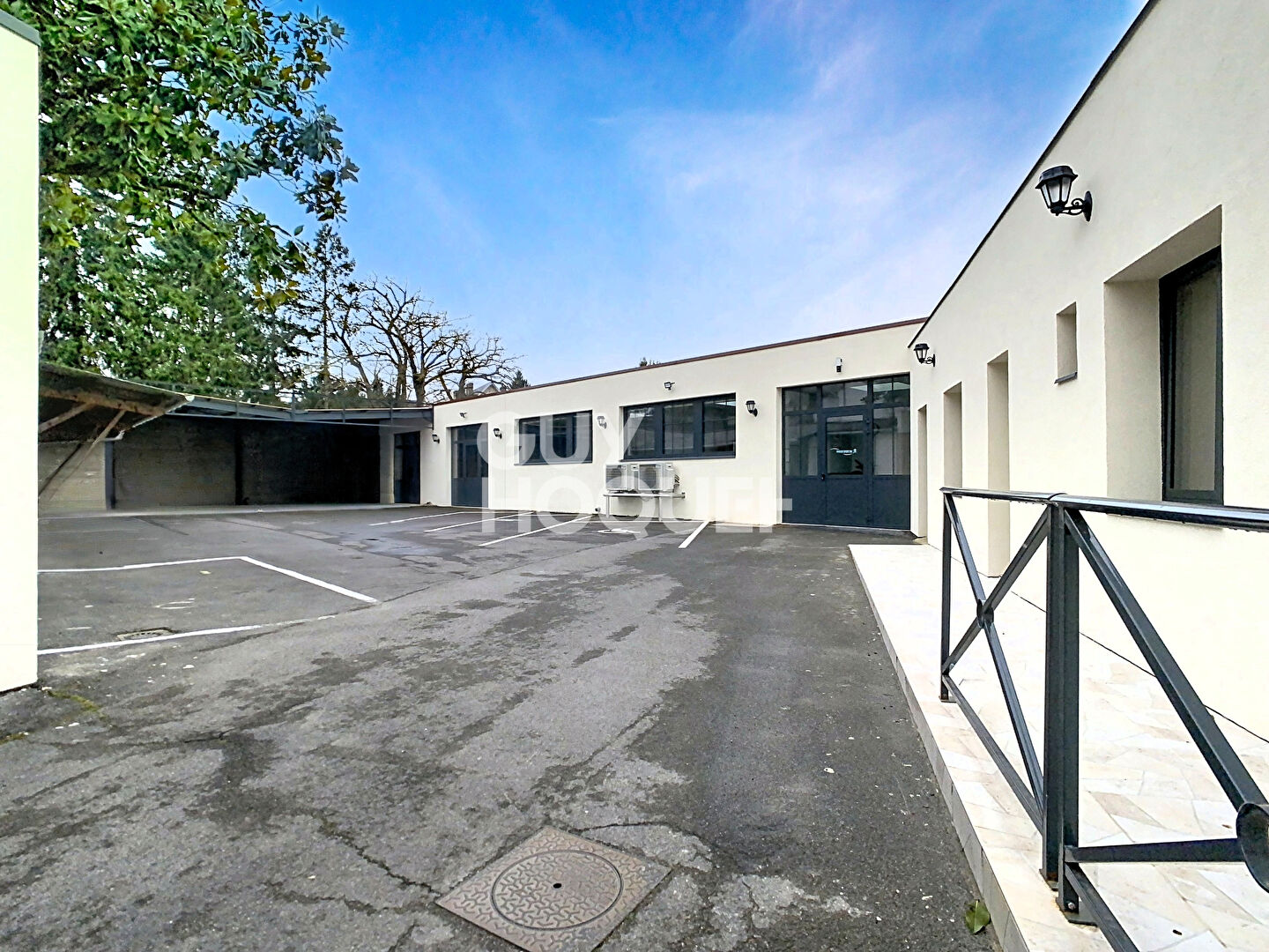 Local d'activité professionnel ou commercial à louer de 53,30 m² à Crépy en Valois