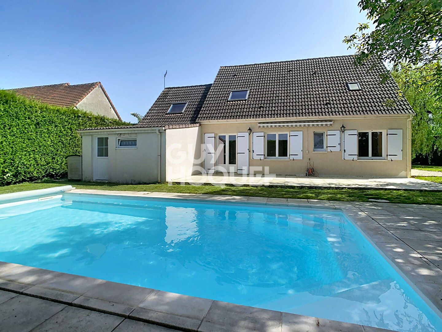 Maison familliale avec piscine, 5 chambres, terrain de 1031 m² à Fresnoy-le-Luat — photo 2