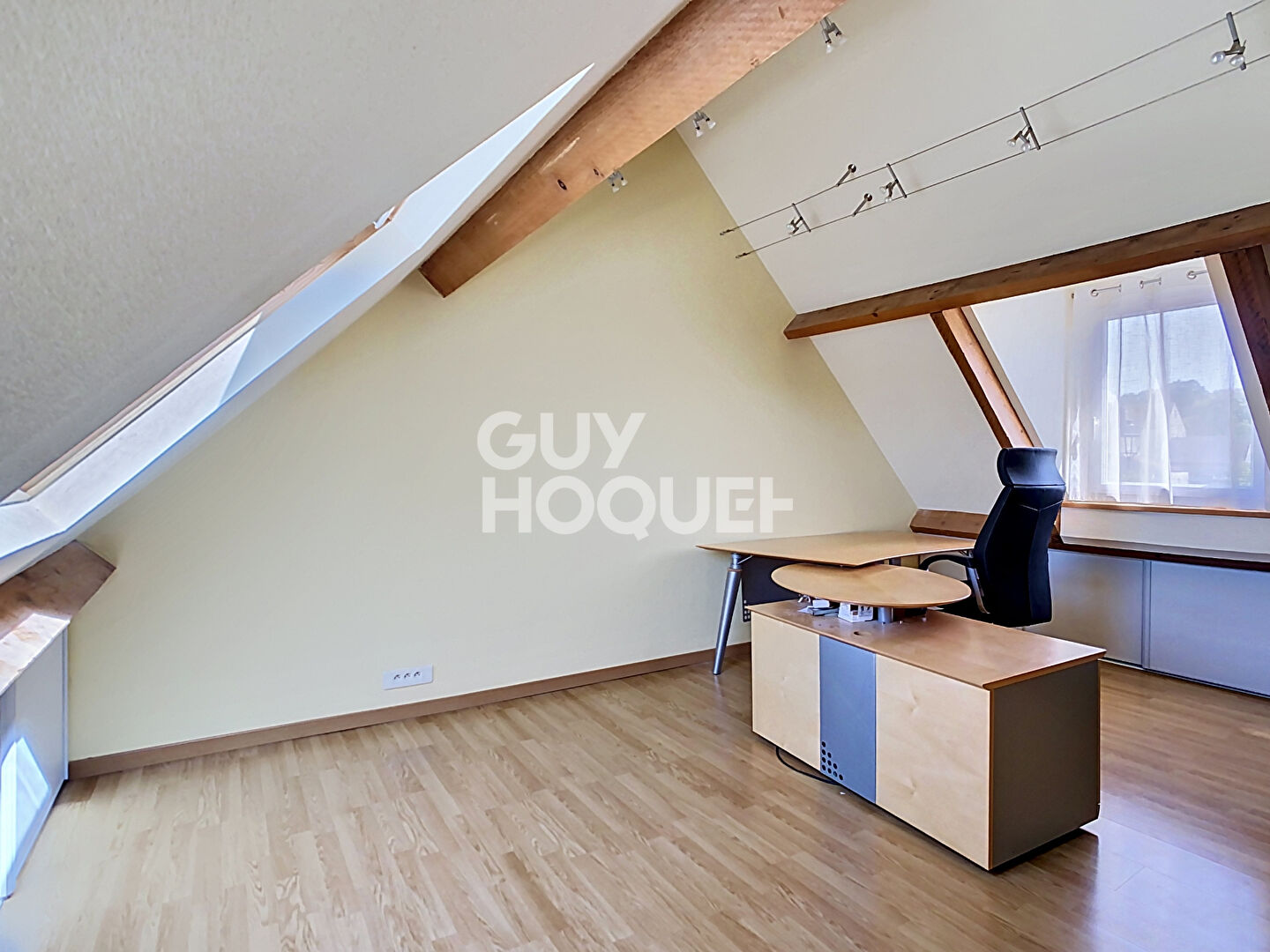 Maison vivable de plain-pied, 5 chambres, piscine à Fresnoy-le-Luat
