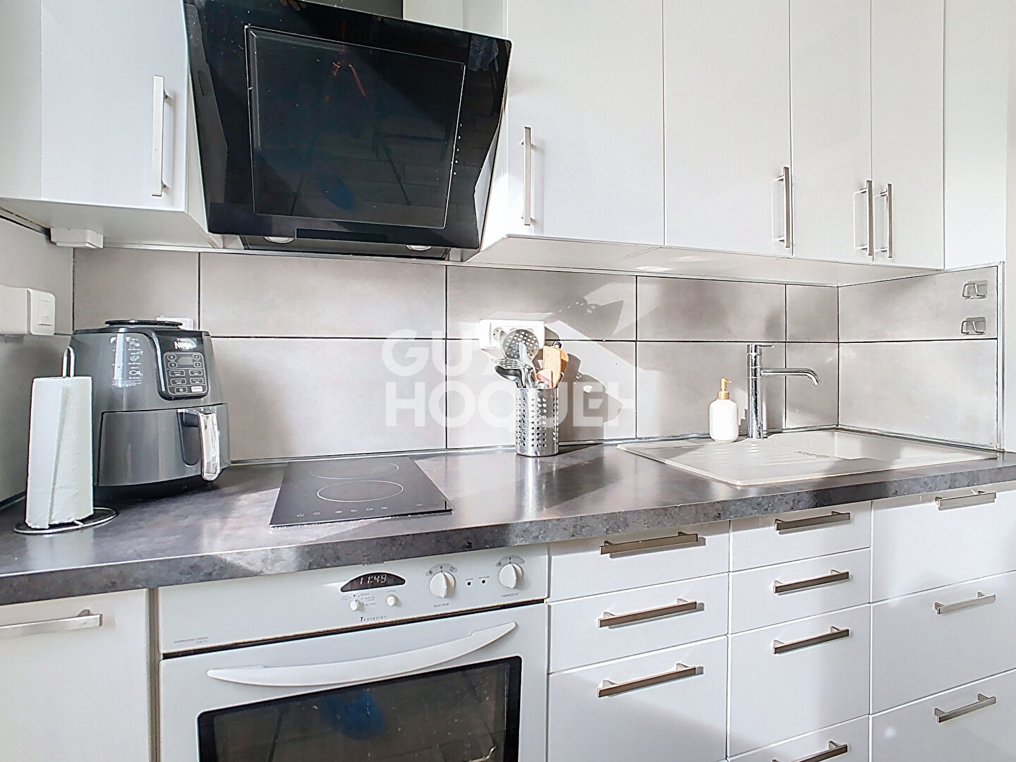 À vendre: Appartement 1 pièce de 27.80 m²  (Loi CARREZ)