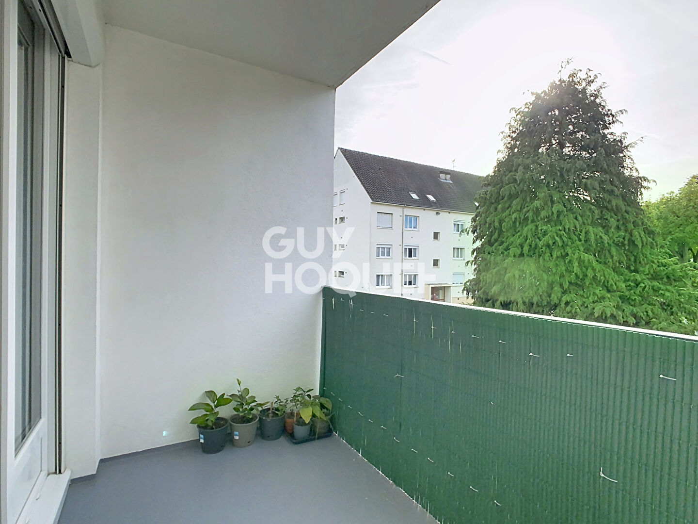 À vendre: Appartement 1 pièce de 27.80 m²  (Loi CARREZ)