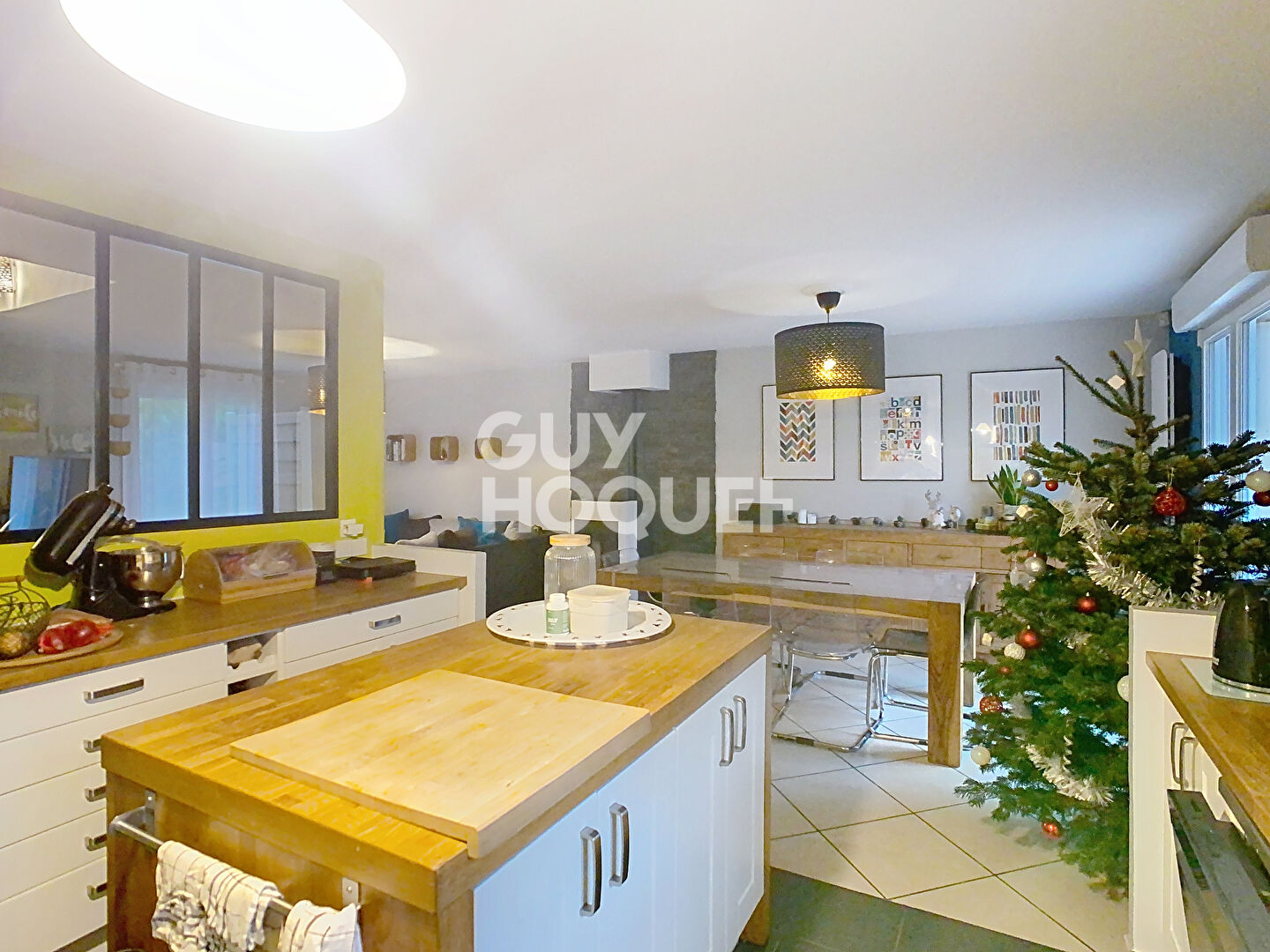 Pavillon 4 chambres, vivable de plain pied , sous sol total à CREPY EN VALOIS