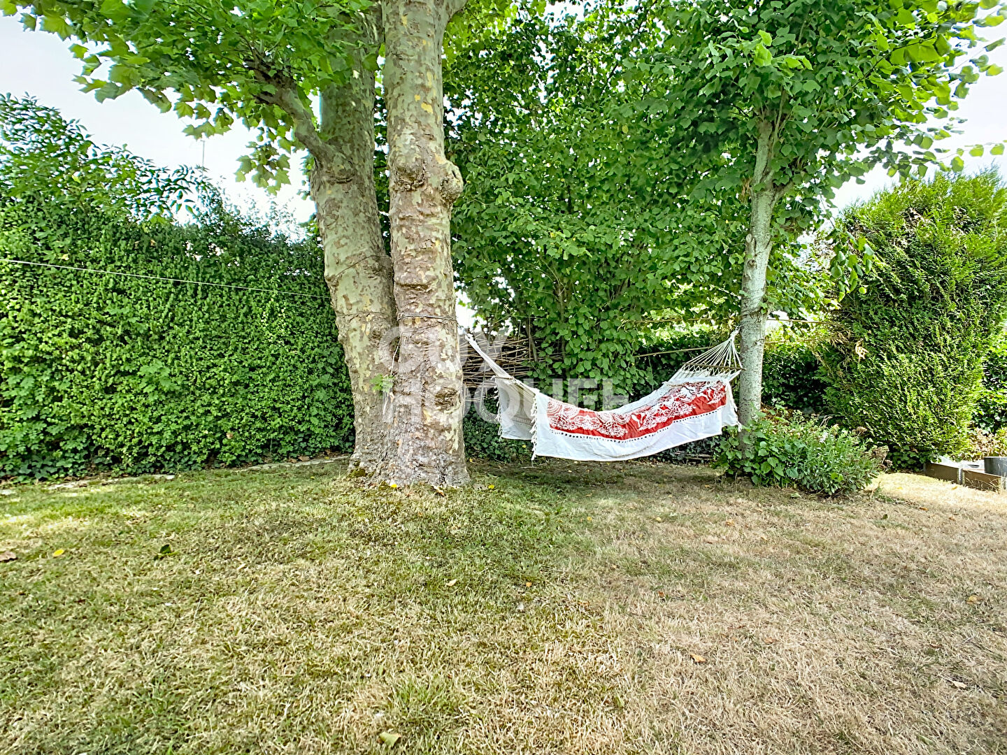 Maison plain-pied, 3 chambres, sous sol total à Crépy-en-Valois