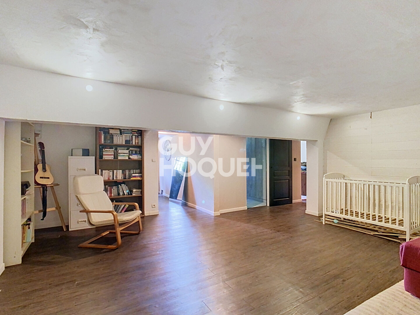 Maison plain-pied, 3 chambres, sous sol total à Crépy-en-Valois