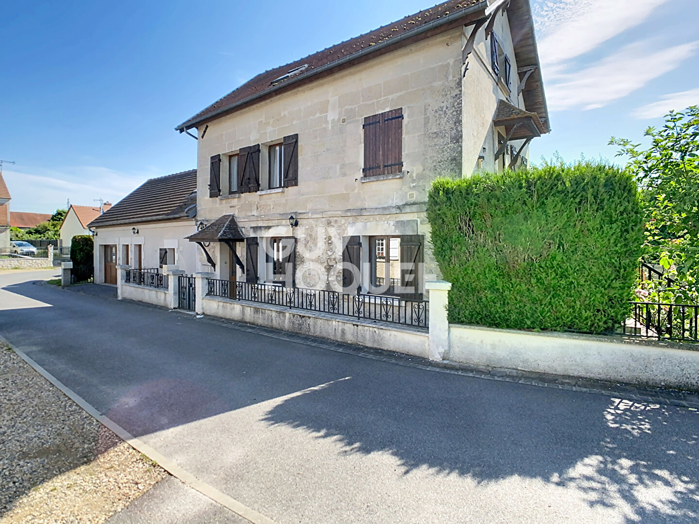 Appartement 4 pièces à vendre à Russy-Bémont - 159 000 