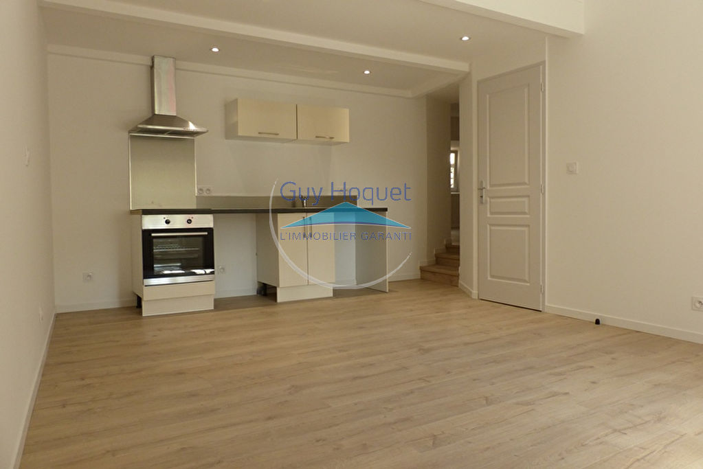 A LOUER - Appartement 4 pièces à MIRMANDE (26270).