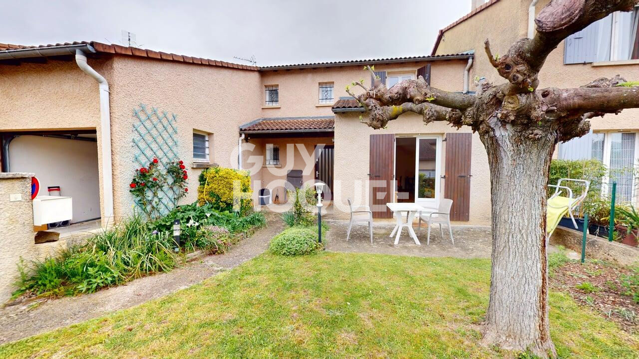 À Vendre - Maison 4 Pièces avec Jardin à CREST (26400)