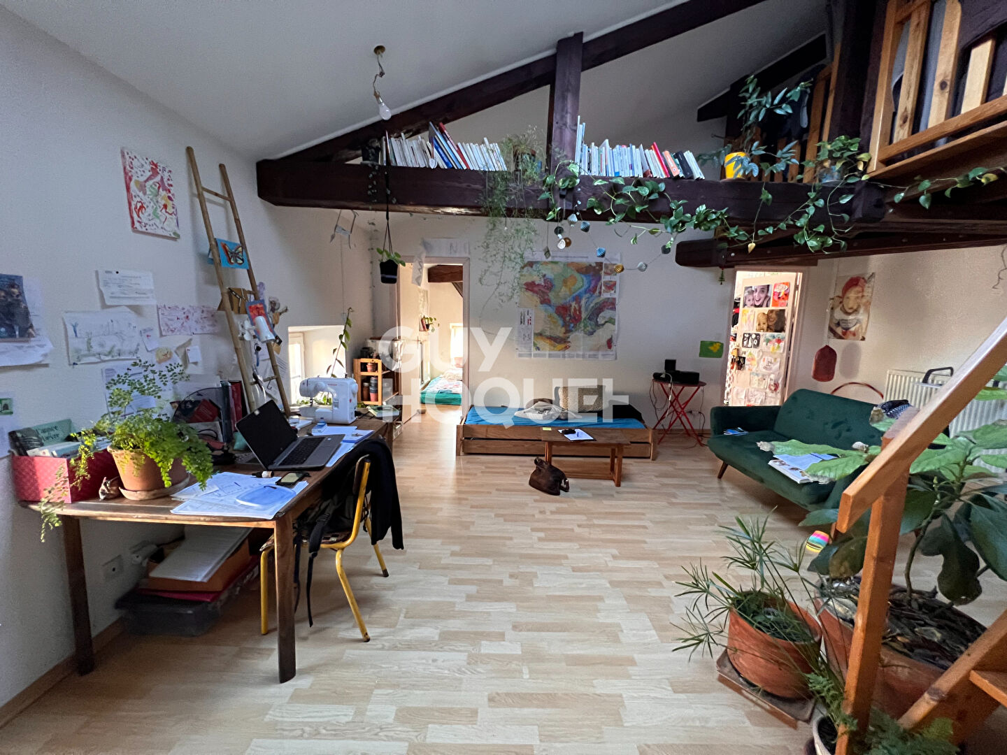 A VENDRE - Appartement  loué 3 pièces à CREST (26)