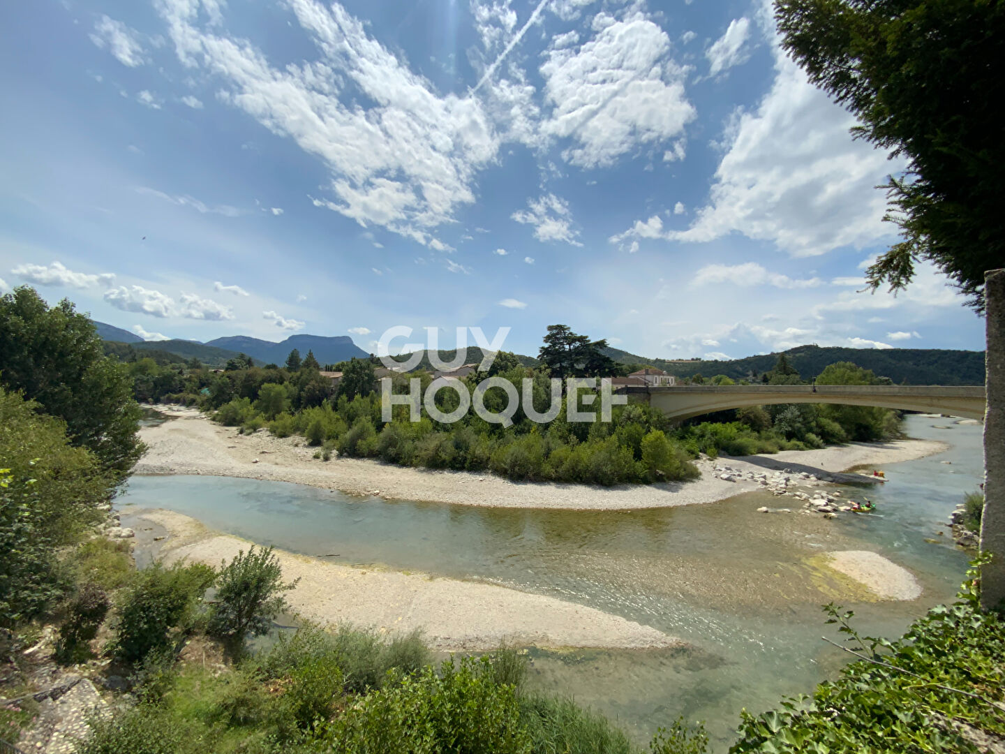 A VENDRE - Maison de village à AOUSTE SUR SYE (26400)