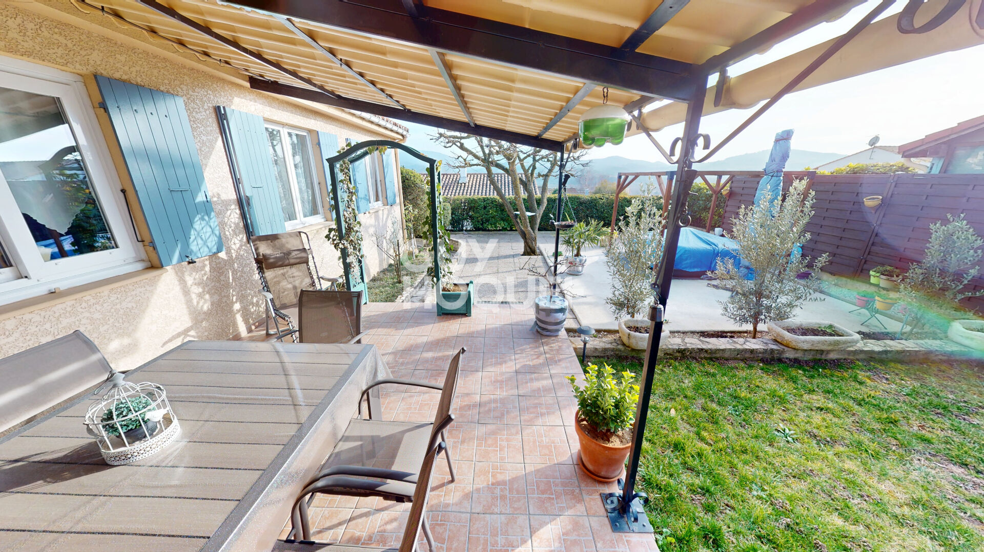 A VENDRE : Maison 5 pièces  sur les hauteurs de CREST 26400