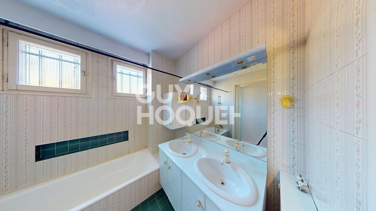 A vendre : Maison sur CREST !