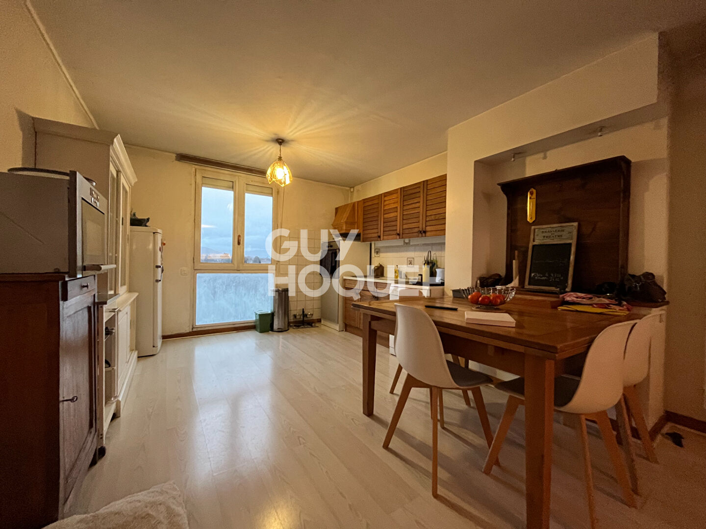 Location d'un appartement 4 pièces avec garage et cave à CREST 26400