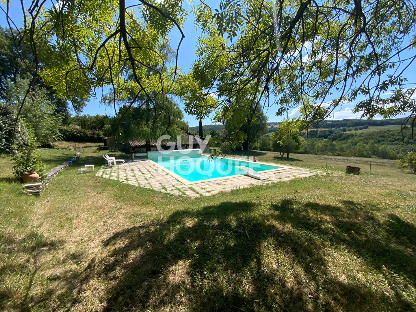 À VENDRE ? Propriété de charme avec vue dominante à GRANE (26400)