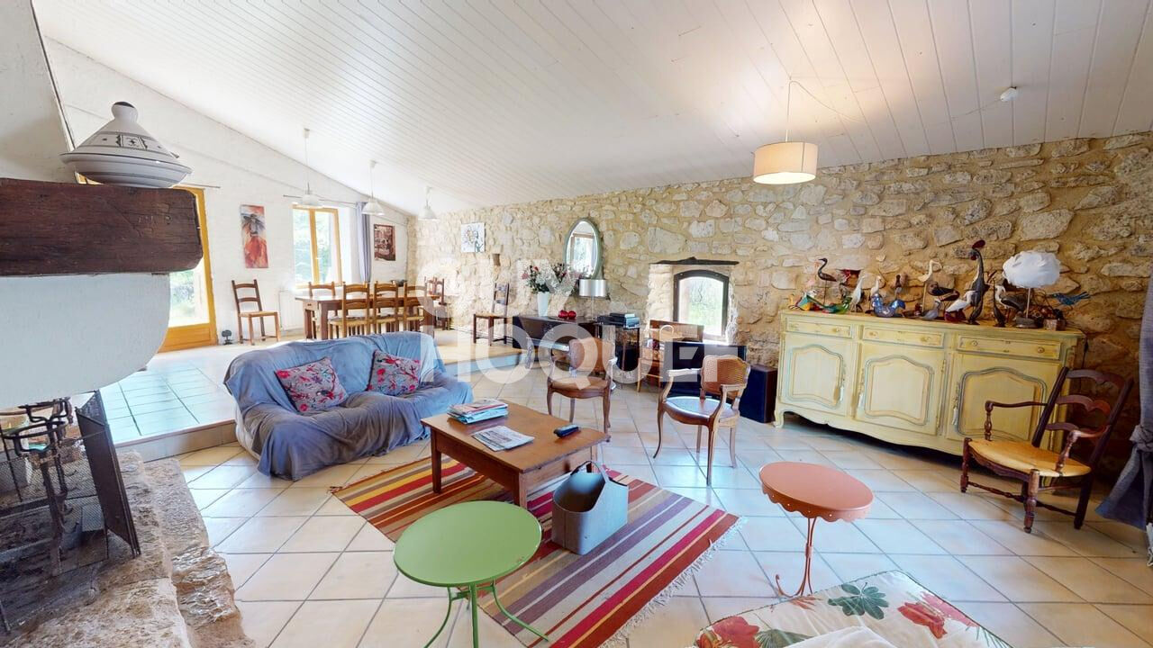 À VENDRE ? Propriété de charme avec vue dominante à GRANE (26400)