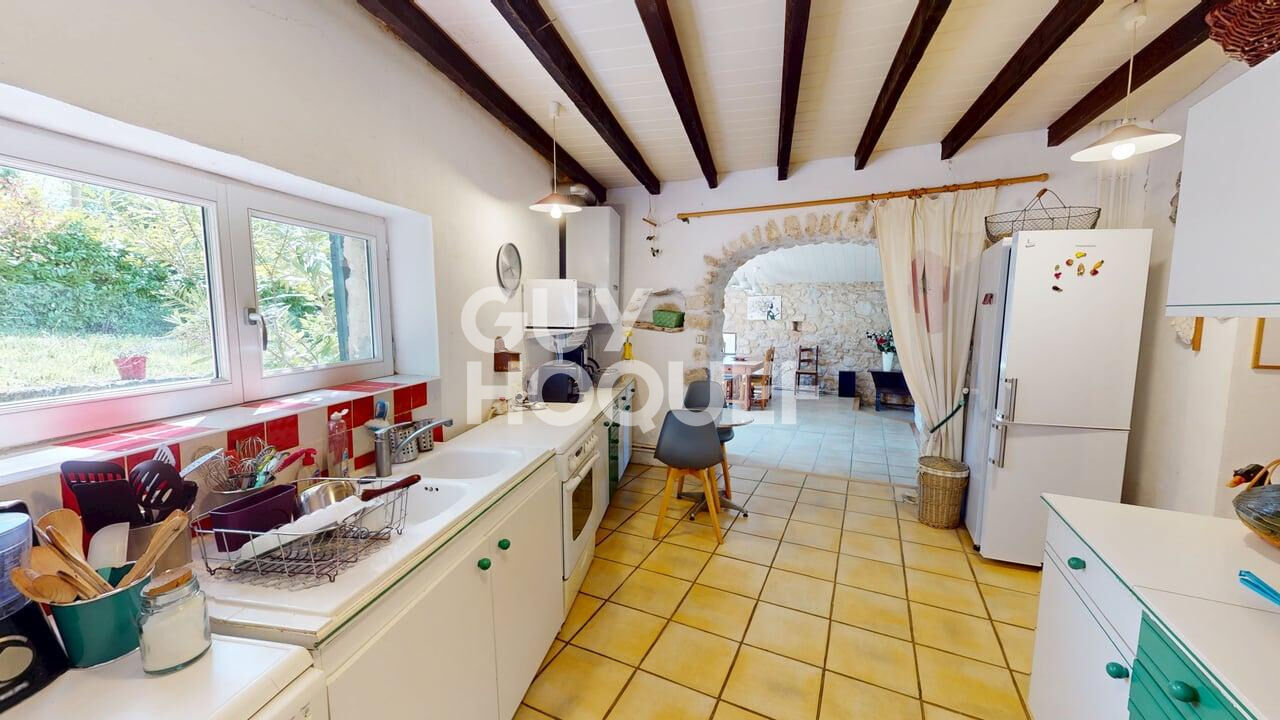 À VENDRE ? Propriété de charme avec vue dominante à GRANE (26400)