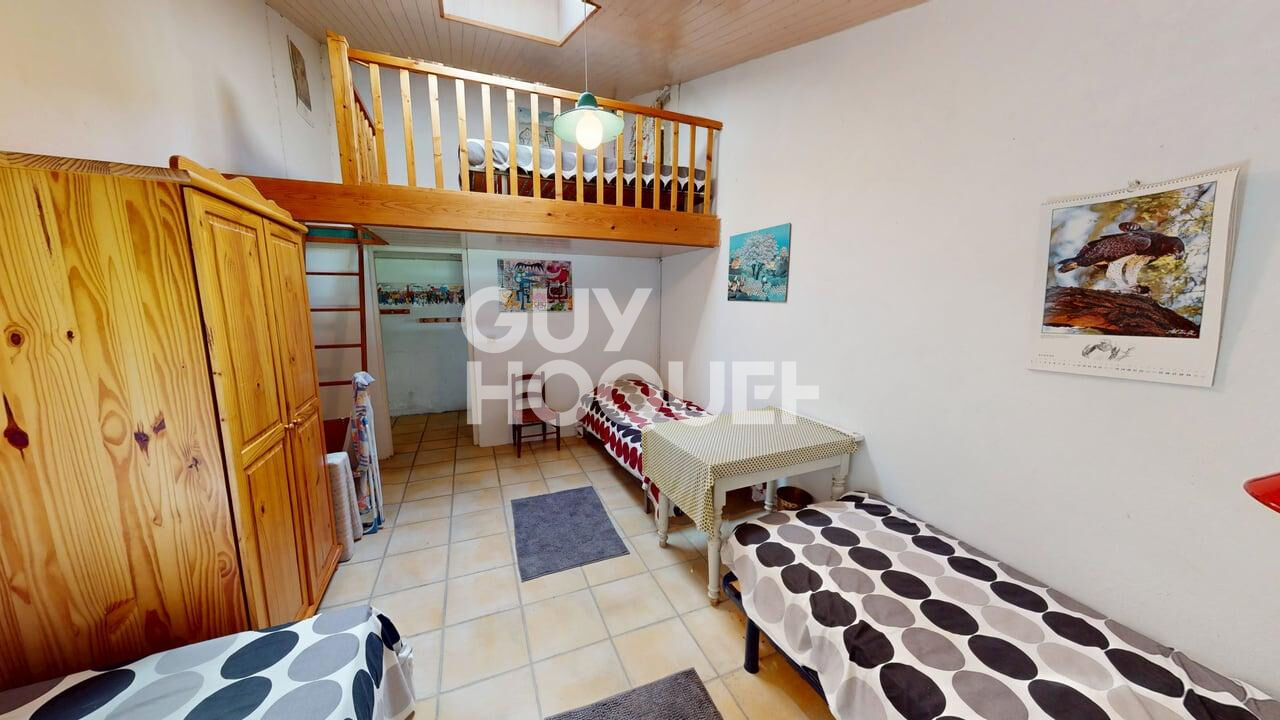 À VENDRE ? Propriété de charme avec vue dominante à GRANE (26400)
