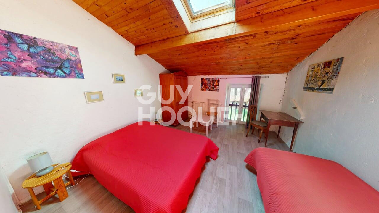 À VENDRE ? Propriété de charme avec vue dominante à GRANE (26400)