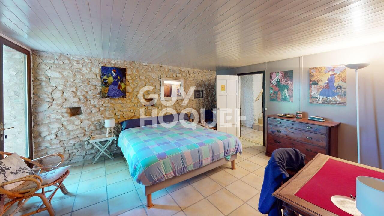 À VENDRE ? Propriété de charme avec vue dominante à GRANE (26400)