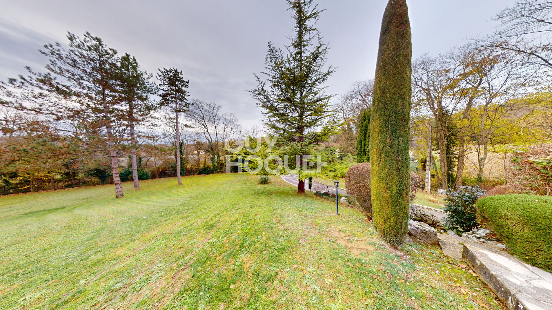 A VENDRE - Propriété 4 chambres de 160 m² avec piscine  - AOUSTE SUR SYE  26400