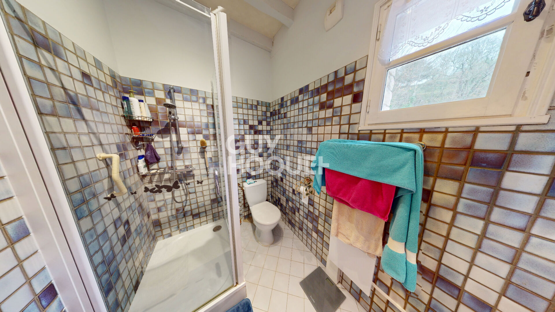 A VENDRE - Propriété 4 chambres de 160 m² avec piscine  - AOUSTE SUR SYE  26400