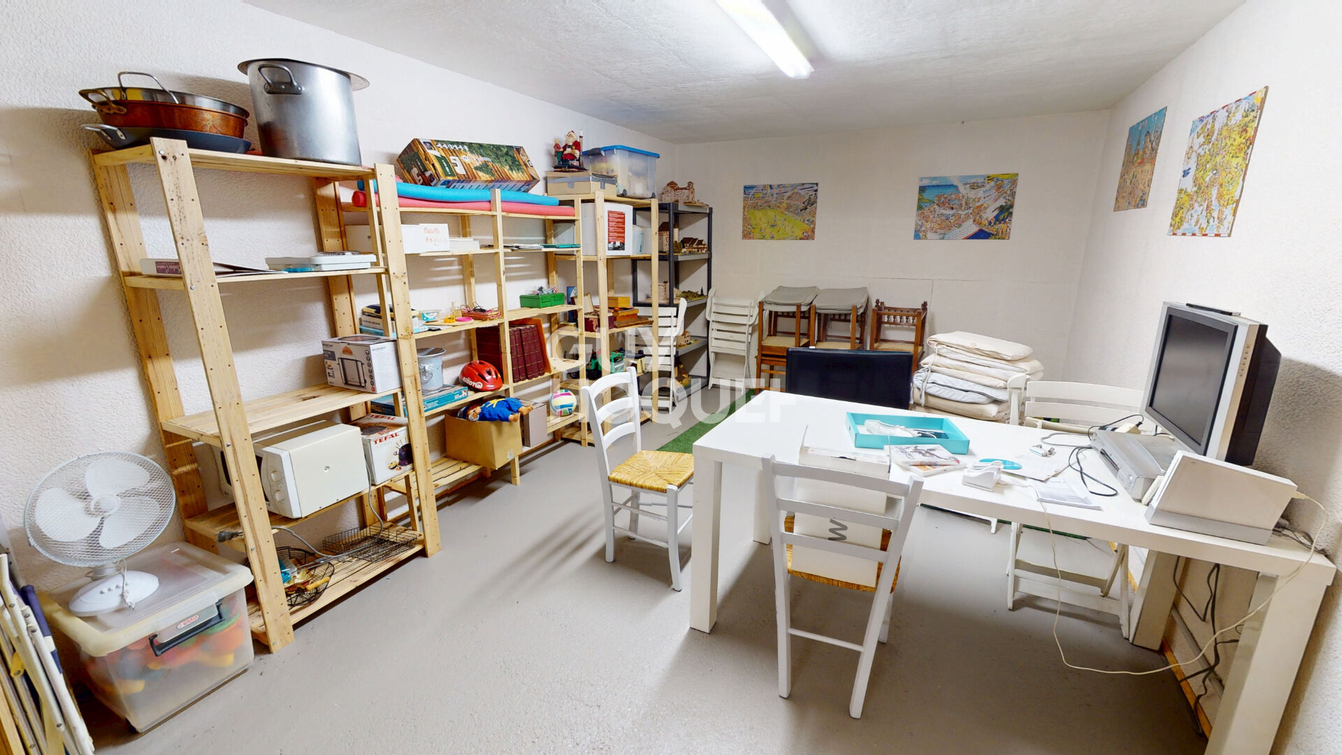 A VENDRE - Propriété 4 chambres de 160 m² avec piscine  - AOUSTE SUR SYE  26400