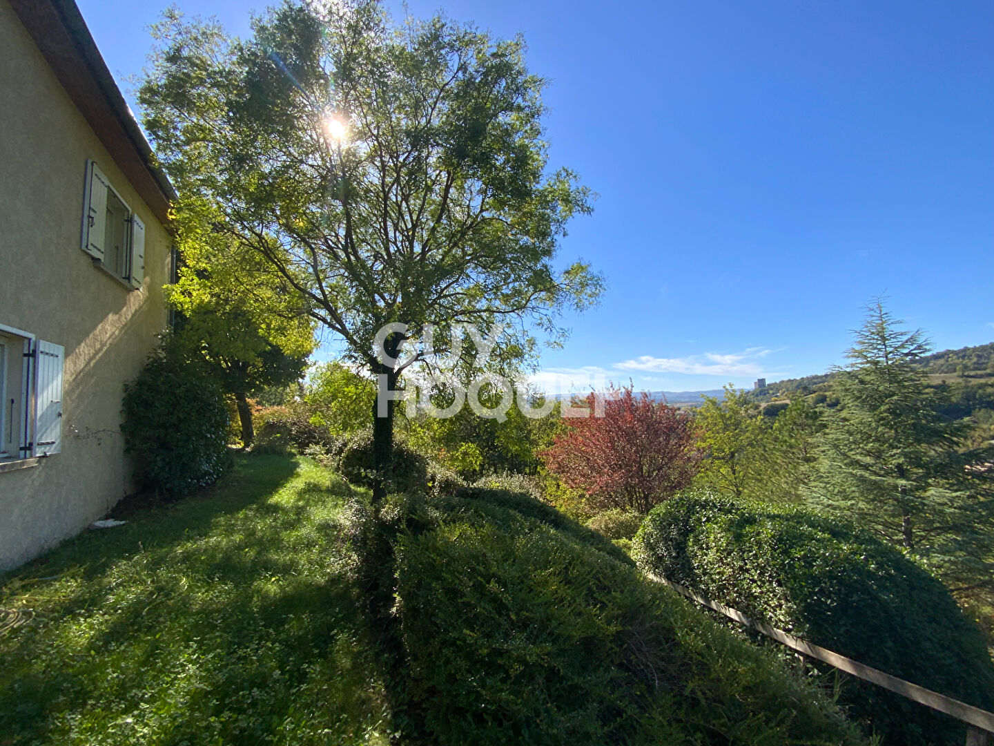 À vendre ! Propriété de 217 m²  AOUSTE / SYE