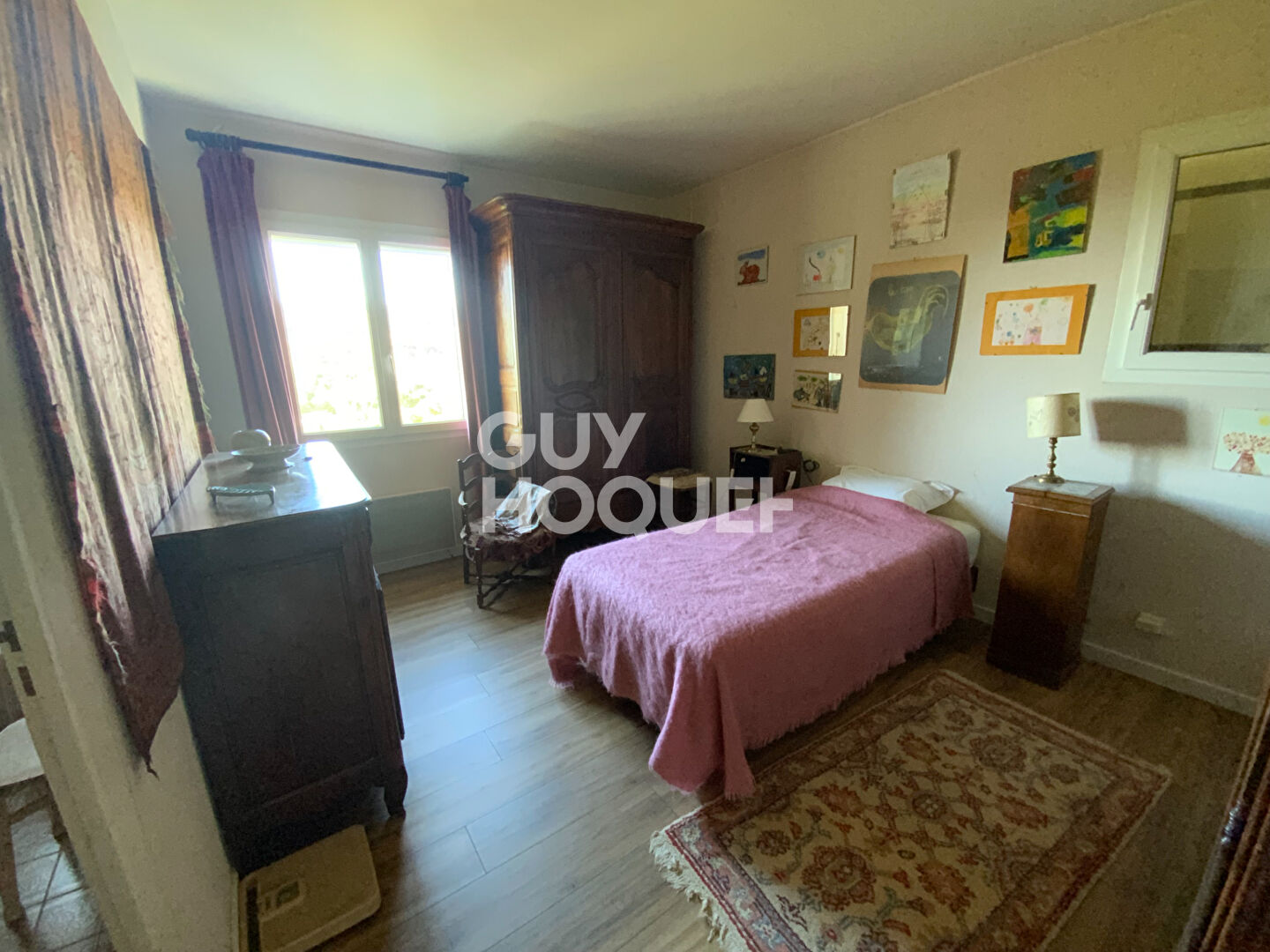 À vendre ! Propriété de 217 m²  AOUSTE / SYE