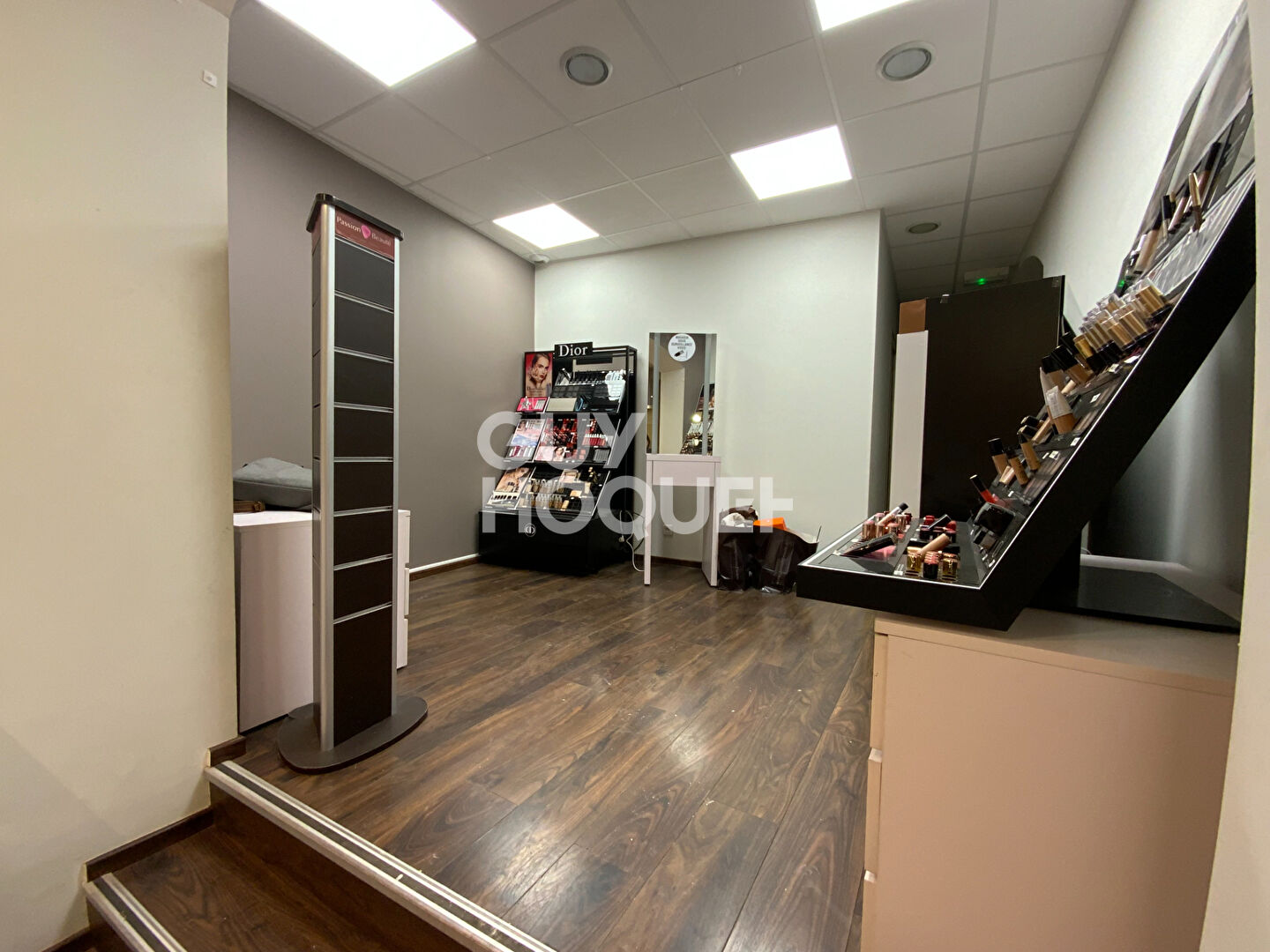 Local commercial à louer à CREST (26400)