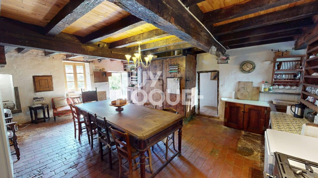 Maison en pierre avec piscine à 30 min de CREST