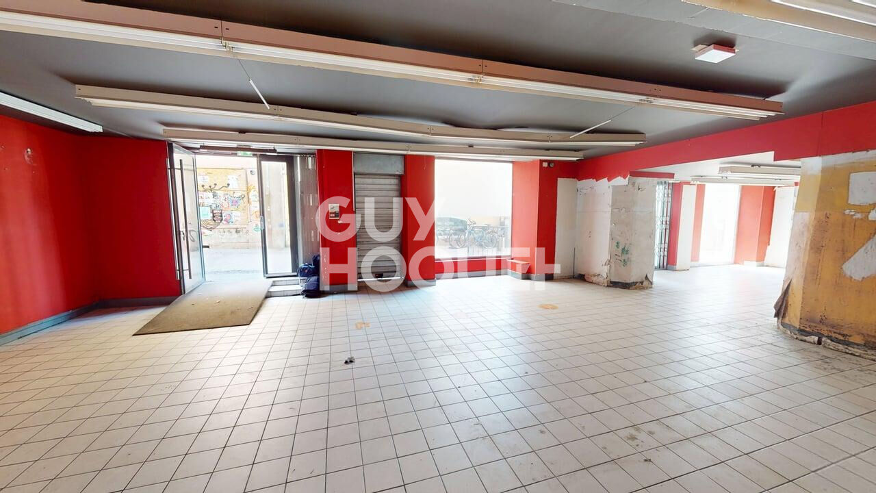 LOCAL COMMERCIAL À VENDRE - CREST (26400)