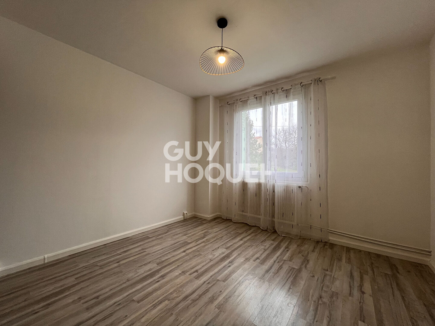 A LOUER - Maison meublée de 4 pièces à ALLEX (26400).